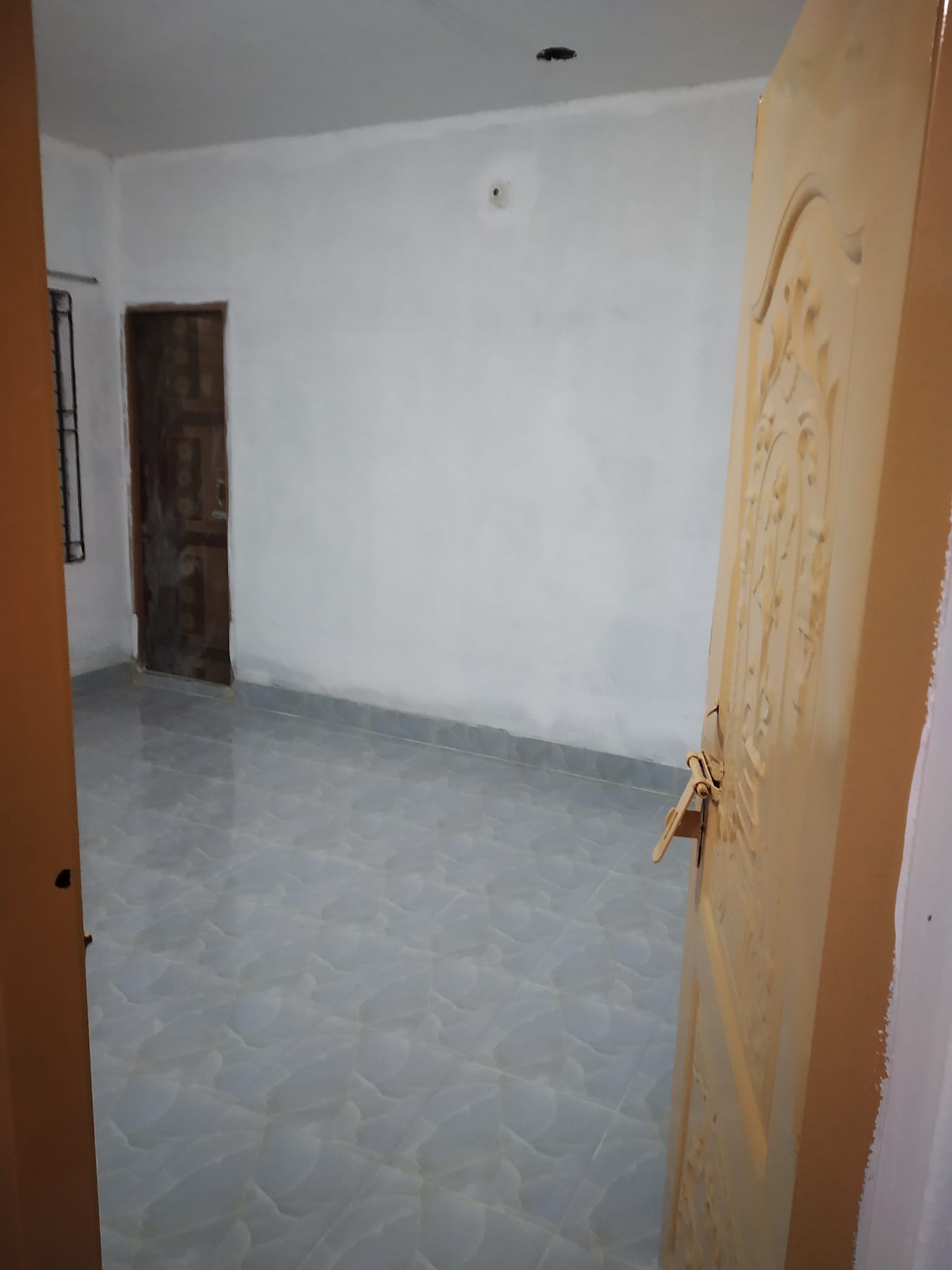 সম্পূর্ণ নতুন ফ্যামিলি বাসা ভাড়া হবে