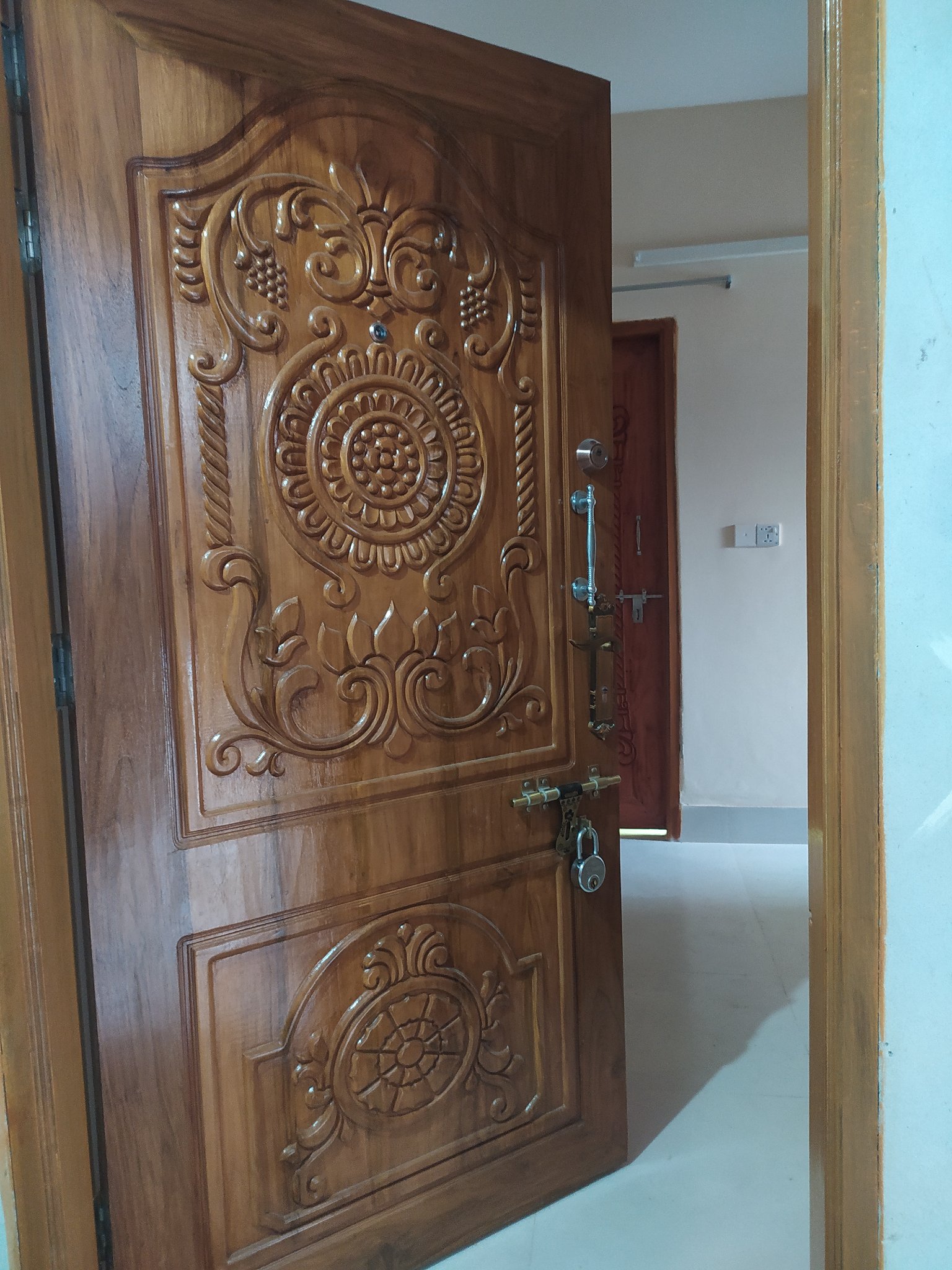 একটি ফ্ল্যাট ভাড়া হবে।