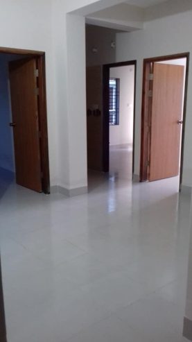 2 তলায়, 3 বেড রুমের ফ্যামিলি বাসা ভাড়া হবে।