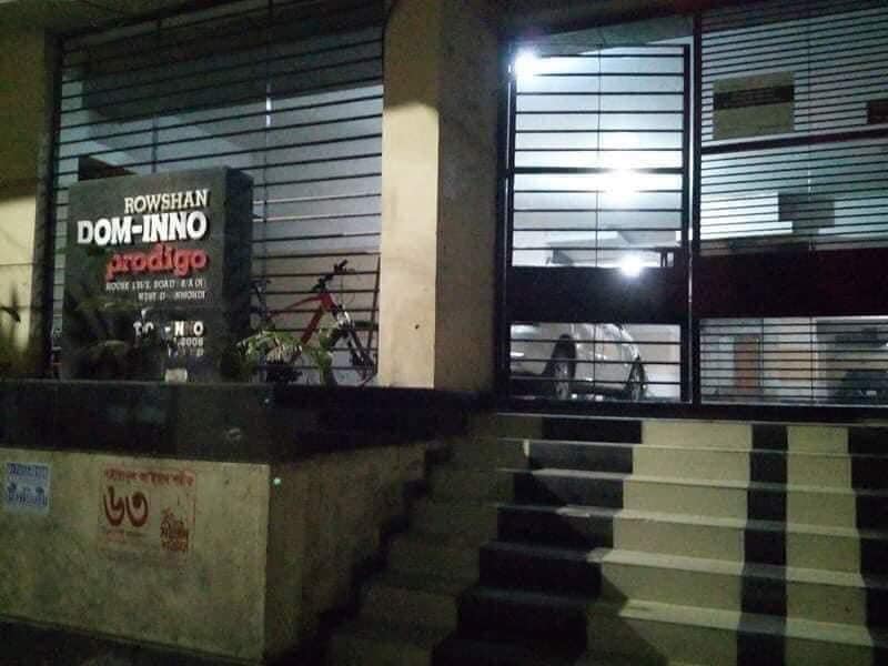 চলতি মাস থেকে লিফটের ২য় তলায় ১টি রুম ভাড়া হবে।