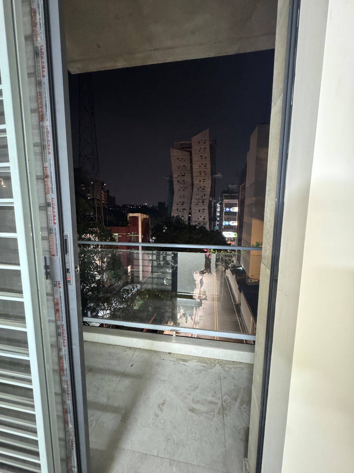 Brand New 3352.sqft 4Bed 5Bath Apartment Flat Rent